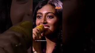 Thana singing tho Thaman nundi standing ovation kottesina Sruthi Nanduri short viral trending [upl. by Alpert881]