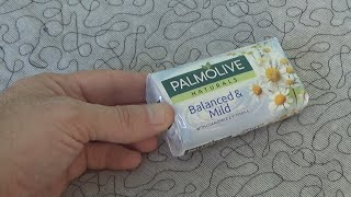 Palmolive Naturals Balanced amp Mild with Chamomile amp Vitamin E Soap 90 g Unboxing and Test [upl. by Nanete814]