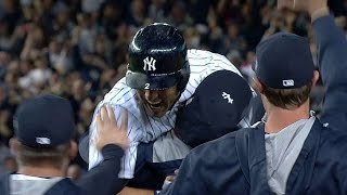 Derek Jeter gets walkoff hit in final home game [upl. by Airbmak]