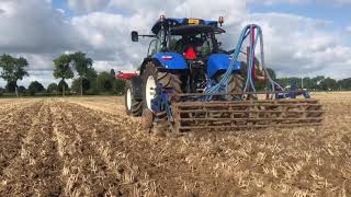 Groenbemester zaaien 2018 Newholland T6180 met BM cultivator en Kverneland DF1 met zaai opbouw [upl. by Lesly]