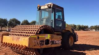 QE40  2007 XCMG XS120PD Articulated Grid Vibratory Roller RL01 [upl. by Almallah]