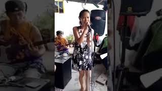 Nosi Ba Lasi Cover by Sampaguita with the Soltera Band [upl. by Anolla]