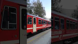 VT 1 der Zillertalbahn fährt am 30102024 in Kaltenbach ein [upl. by Fulbert]