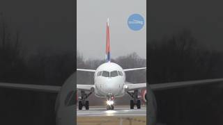 Разворот в кармане и взлет Sukhoi Superjet 10095 Азимут Летучий корабль aviation [upl. by Aysahc]