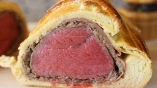 Beef Wellington – Bruno Albouze [upl. by Auqinu]