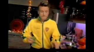 Sainsburys Christmas advert 2001 Jamie Oliver [upl. by Selmore]